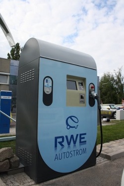 RWE Autostrom: Schnelles Laden an der Combi-Station RWE Autostrom: Schnelles Laden an der Combi-Station