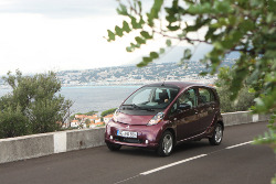 Der Mitsubishi i-MiEV geht nun auch in Europa in Serie Der Mitsubishi i-MiEV geht nun auch in Europa in Serie