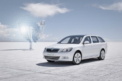 Elektroauto Octavia Green E Line auf dem Pariser Autosalon 2010 Elektroauto Octavia Green E Line auf dem Pariser Autosalon 2010
